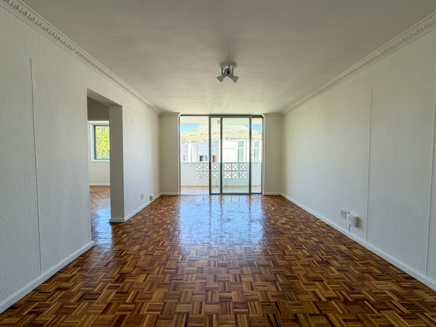 1 Bedroom Property for Sale in Oranjezicht Western Cape